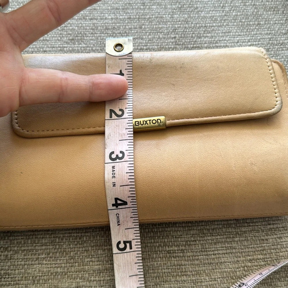 Camel colored genuine cowhide leather wallet by Buxton - Picture 9 of 10